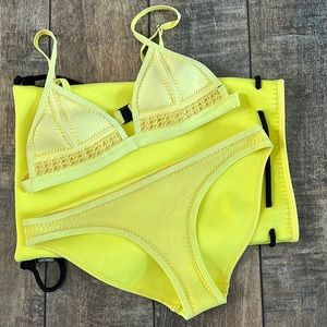 Triangl Swimwear Women’s bikini set. Bright yellow color. Top- M  Bottoms- M
